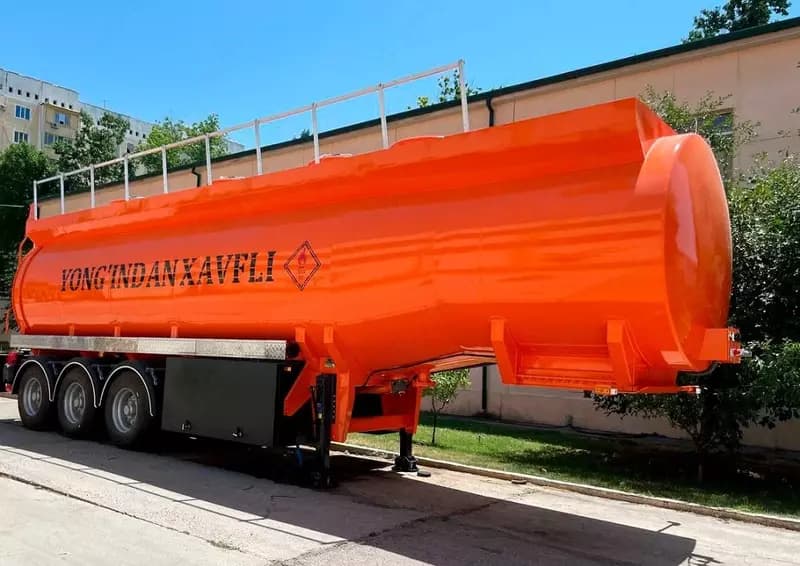 Полуприцеп бензовоз Krantas 40 куб.м 4 отсека — 1