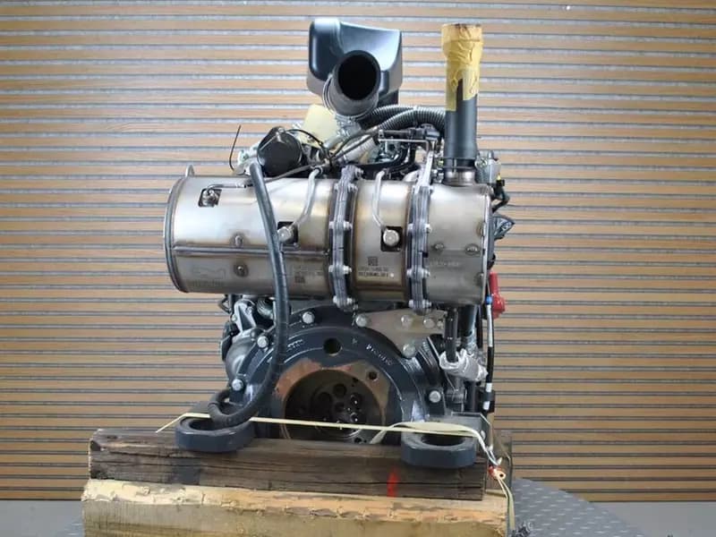 Двигатель Yanmar 4TNV98C *NIEUW* — 3