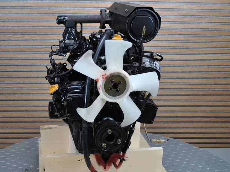 Двигатель Komatsu 3D78A — 5