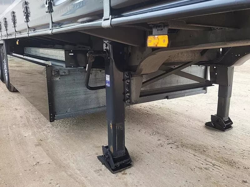 Полуприцеп крытый Schmitz SCB*S3T (91 m³) — 8