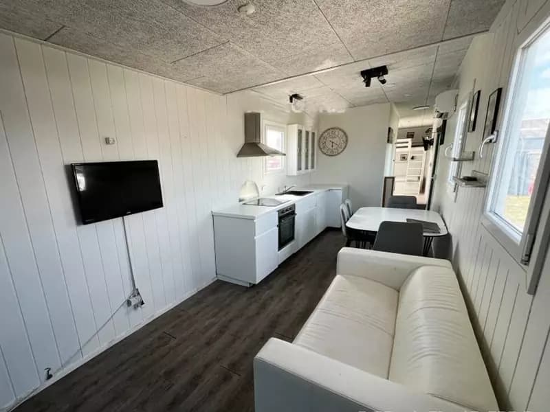 Прицепный дом на колесах Montracon Beboelsesvogn showroom — 4