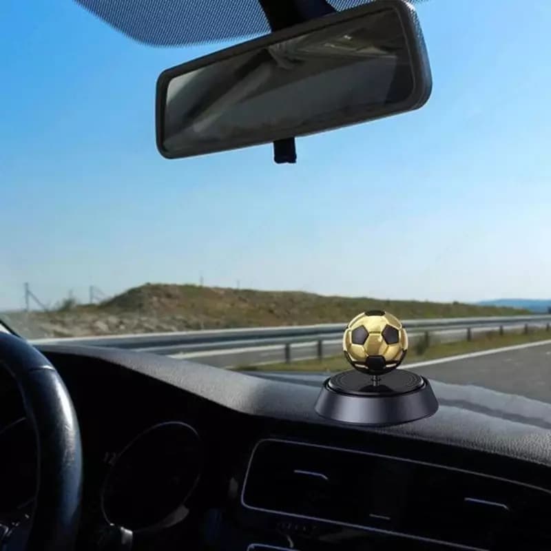 Вращающийся на солнечных батареях автомобильный диффузор для ароматерапии с футбольным мячом — 1