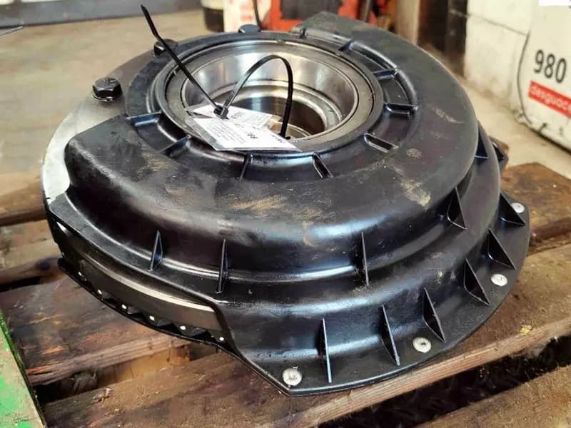 Редуктор для колесного трактора John Deere R 6150 — 1