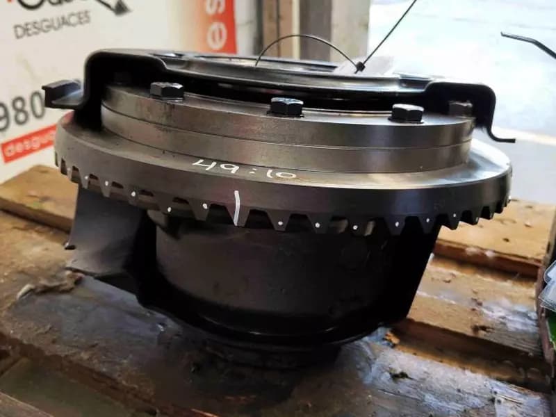 Редуктор для колесного трактора John Deere R 6150 — 3