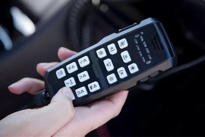 Светоакустическая панель Spark L для оперативных автомобилей — 5