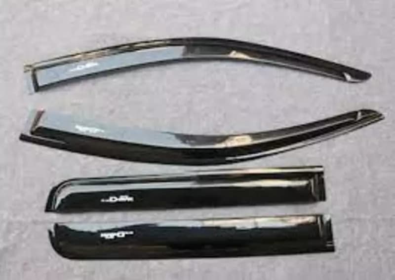 Ветровик дверей D-MAX комплект — 2