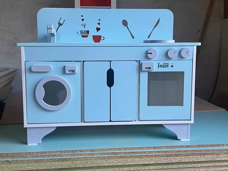 Детская кухня (игрушечная). Модель № 1 — 1
