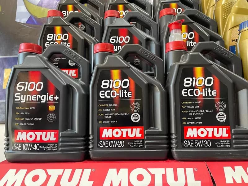 Motul 8100 Eco-lite Sae 5W-30 — 5