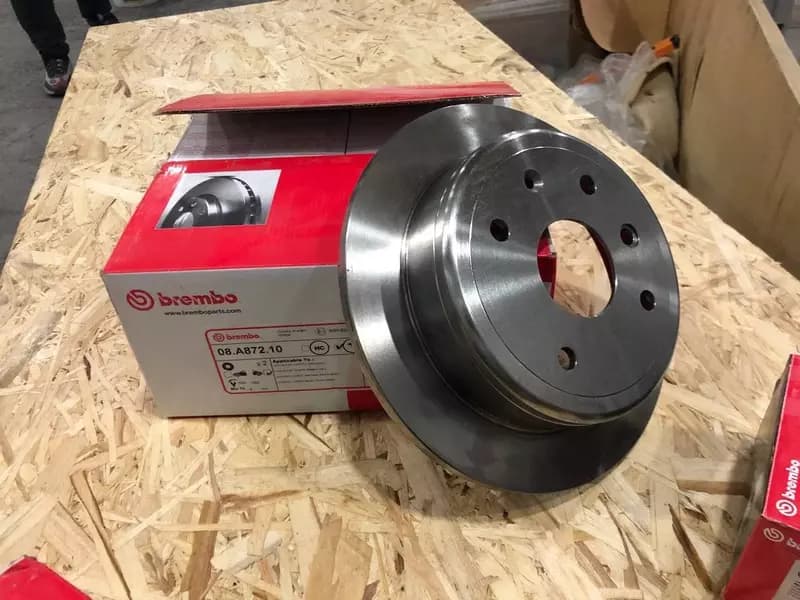 Опорные диски для Epica от Brembo — 3