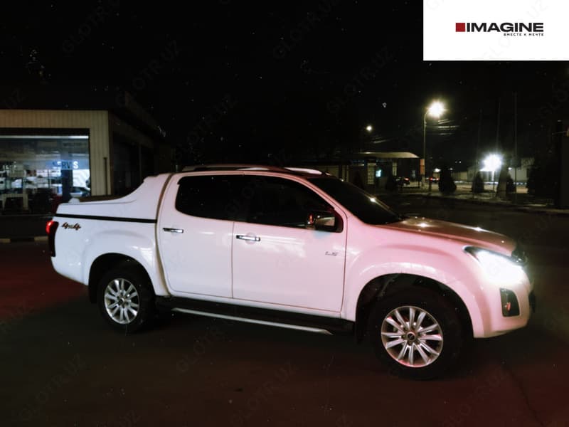 Сидения чехол для Isuzu D-max — 2