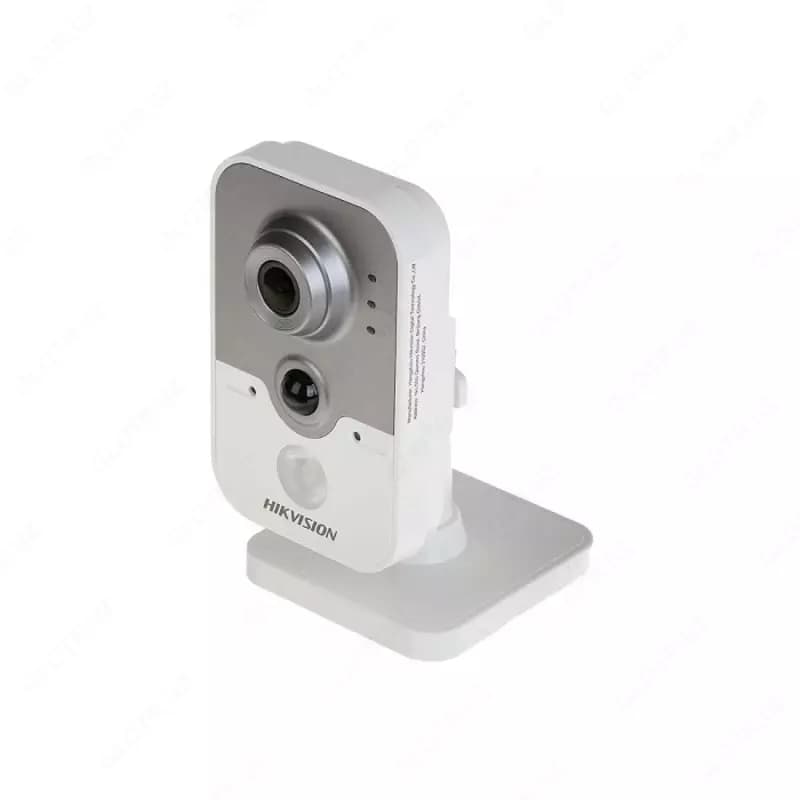 IP видеокамера HIKVISION DS-2CD2420FWD-IW — 1
