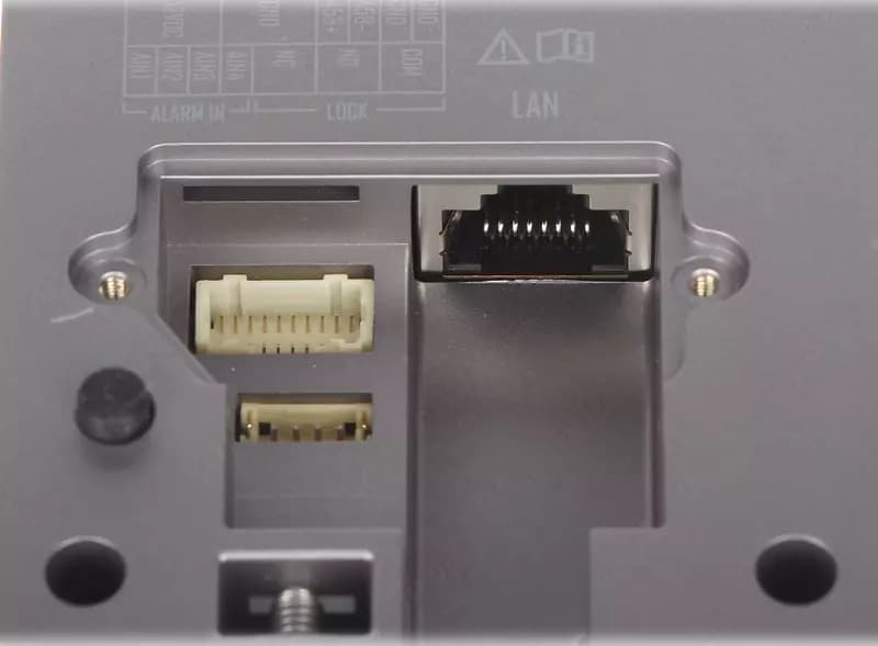 Домофон DS-KIS603-P(B)(O-STD) — 4