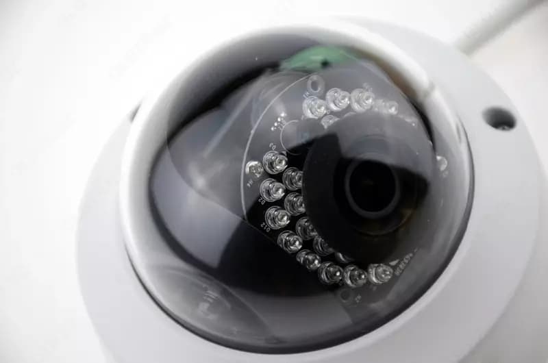 Купольная IP видеокамера HIKVISION DS-2CD2142FWD-IW — 4