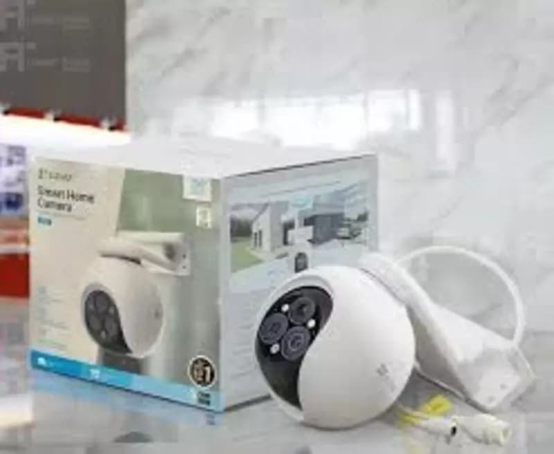 Камера EZVIZ CS-H80F (4+4+4MP) — 8