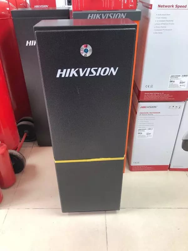 Шлагбаум Hikvision — 2