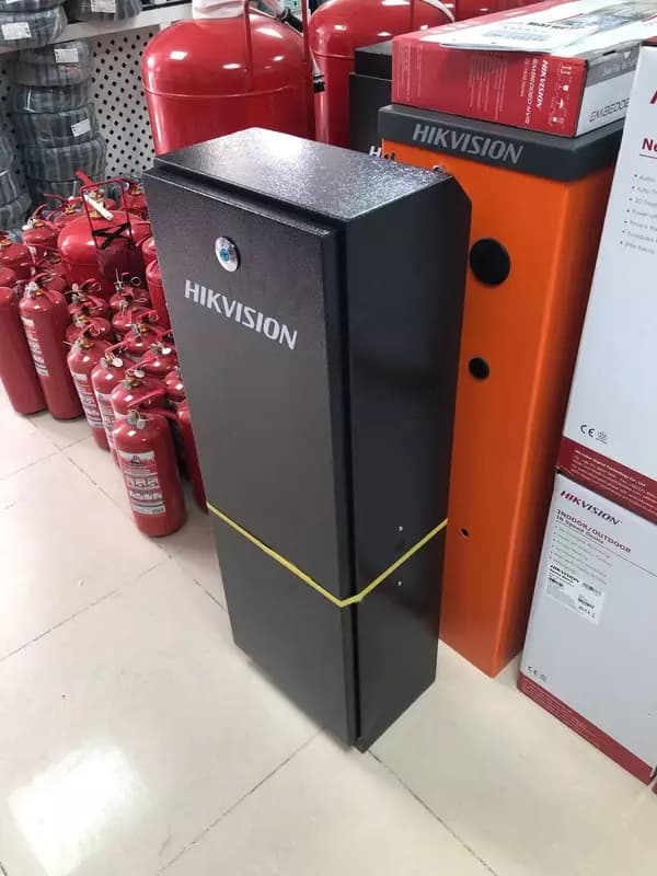 Шлагбаум Hikvision — 3