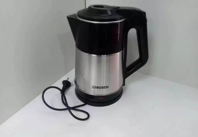 Электрочайник Tefal ”BOSCH” BS7998, 2000Вт, 2.5 л. (Германия) Металлик/черный — 2