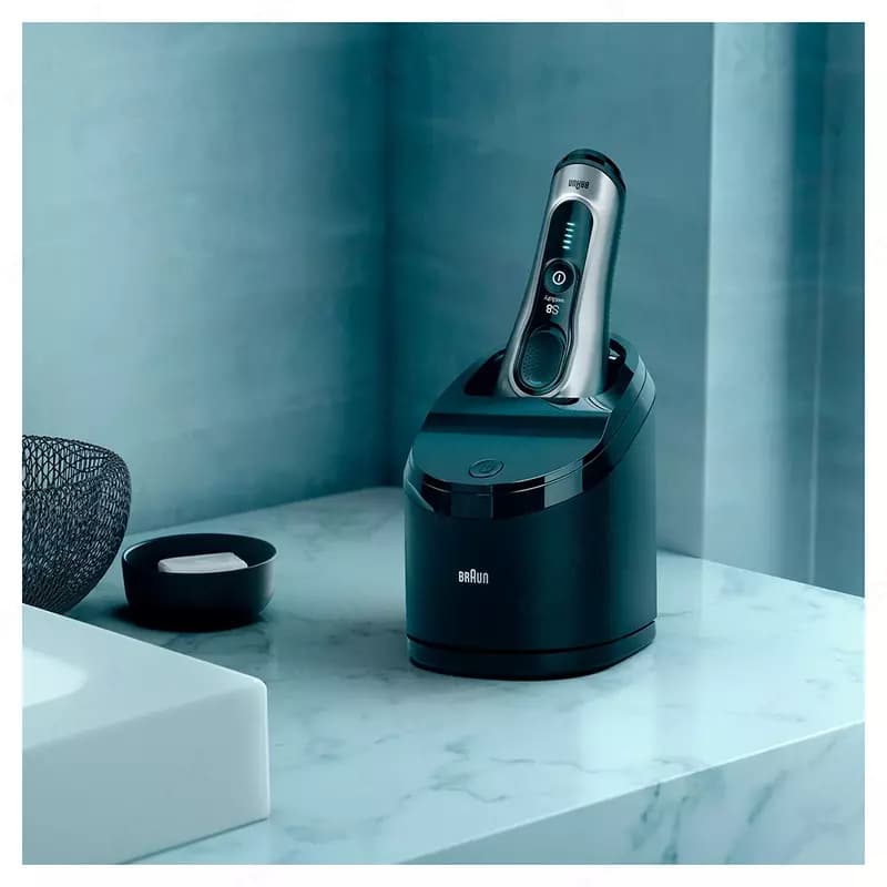 Электробритва Braun Series 8 8390cc со станцией Clean&Charge и тканевым футляром — 5