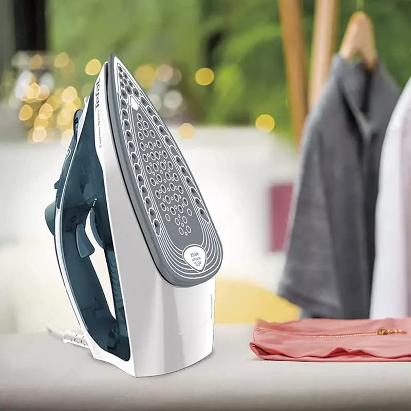 Утюг Tefal FV2831M0 — 2