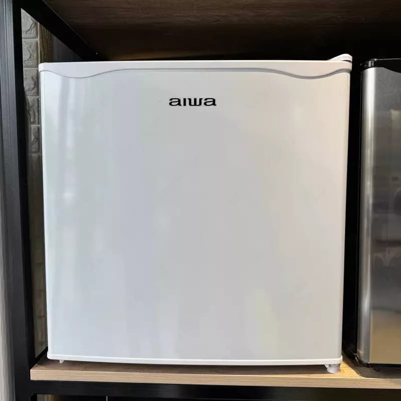 Мини холодильник Aiwa TB-50L. — 1
