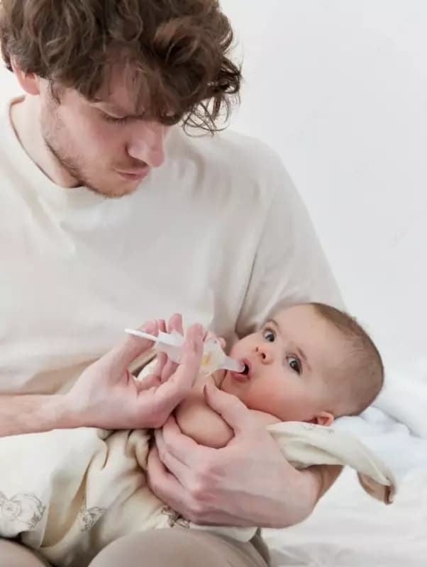 🧪Дозатор для лекарств с мерным стаканчиком-колпачком и силиконовым наконечником/для сиропа Happy baby (Великобритания) — 2