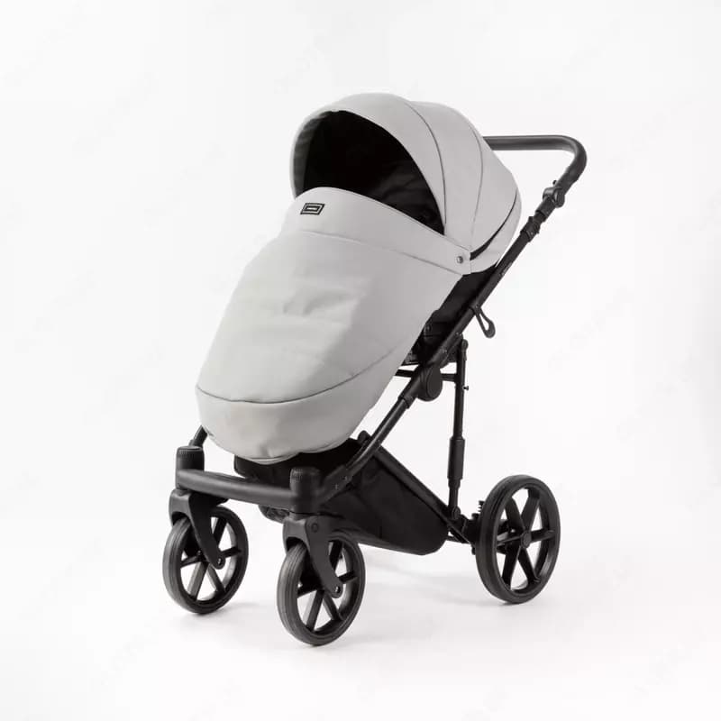 Детская коляска 2-в-1 "Adamex" Locco Light Deluxe LL-SA3 (Польша) Светло-серая/черная — 5