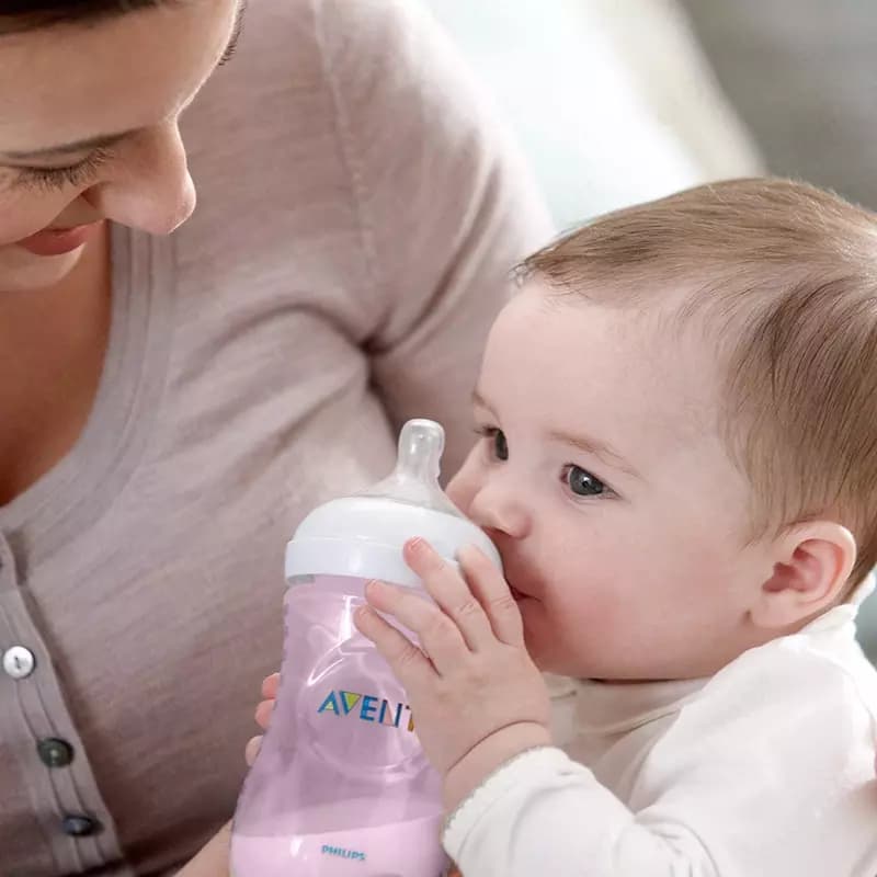 Philips Avent Набор бутылочек Natural 2х125 мл, 2х260 мл, щеточка и пустышка 6 шт. — 6