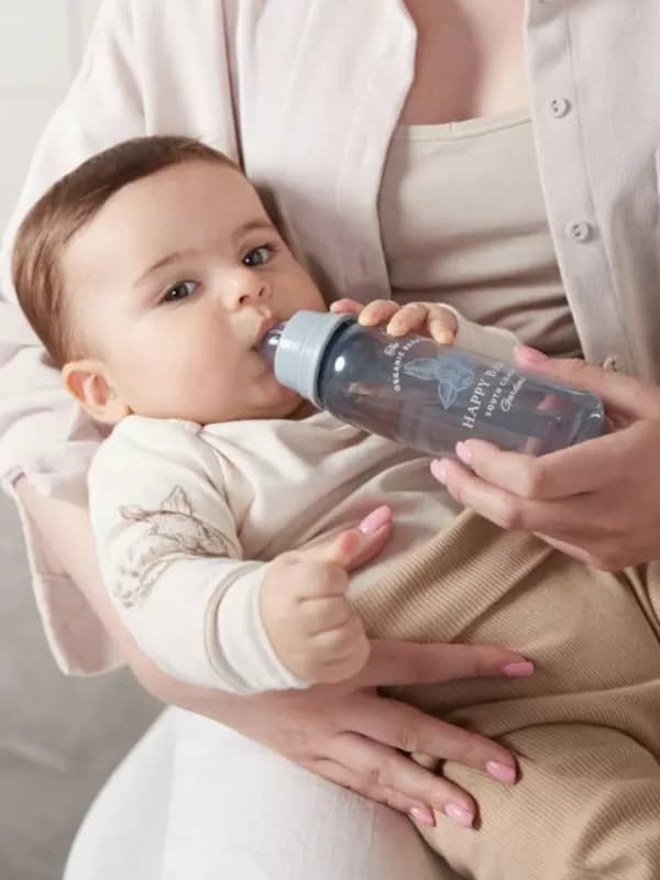 Бутылочка антиколиковая для кормления с силиконовой соской Happy baby (Великобритания) 250 мл — 2