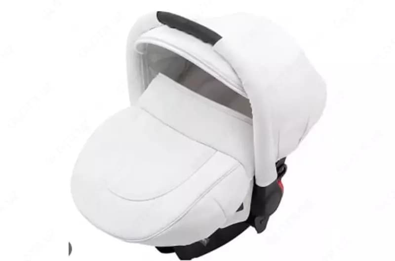 Автокресло "Adamex" FOTELIK Cosmo 2.0, ткань (Польша) Белый — 1