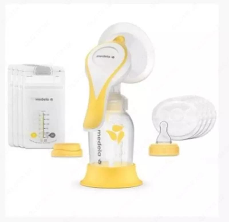 Medela Молокоотсос HARMONY Essentials (бутылка 150 мл, соска сил, 4 пакета д/сбора молока, 4 ультрат. прокладки впитывающие) — 2