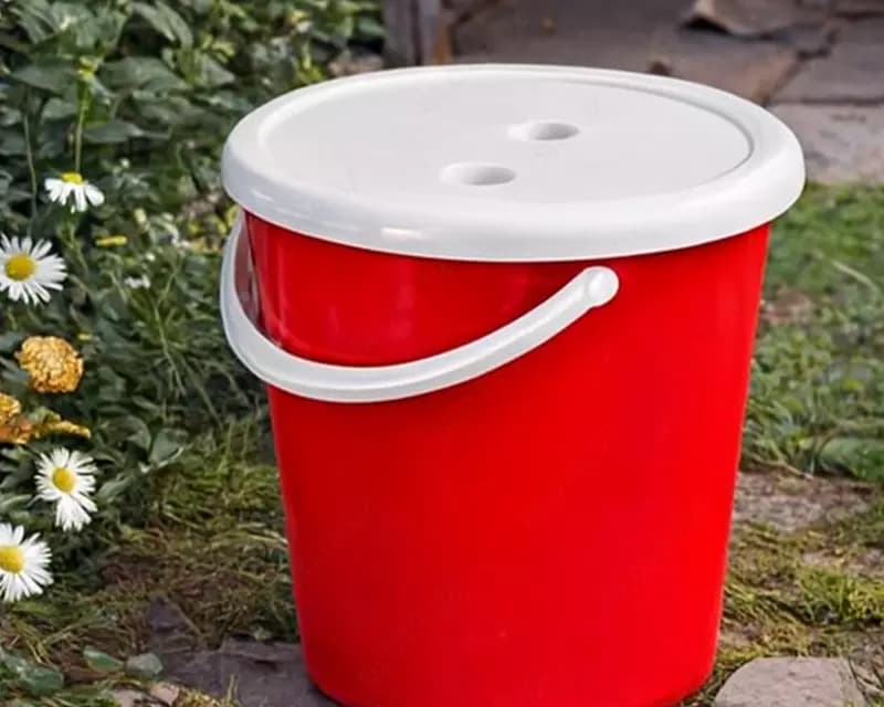 Ведро с крышкой красное, 14л — 3