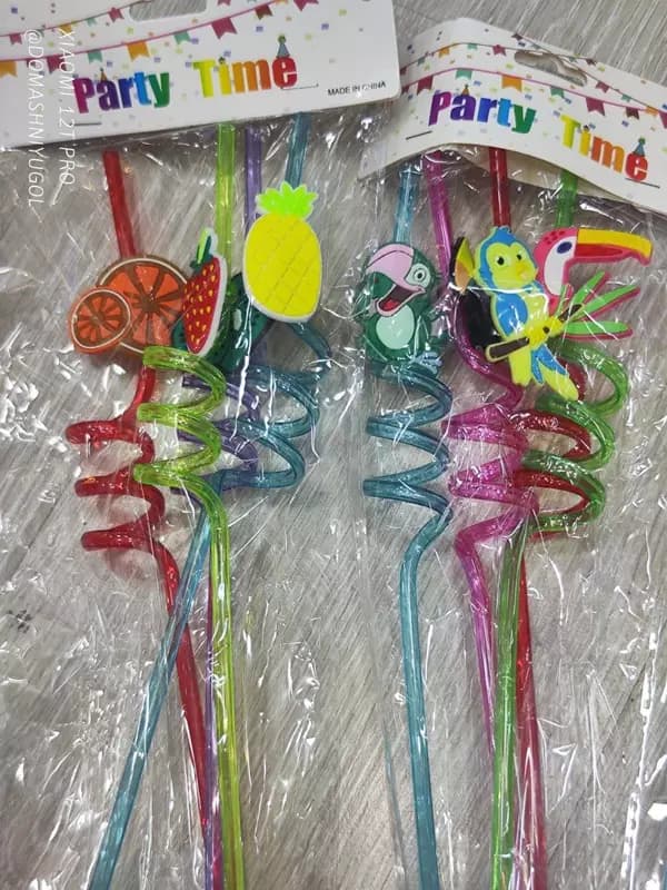 Многоразовые акриловые трубочки Curly Straws в форме фигурных соломинок для питья напитков (4 шт.) — 5