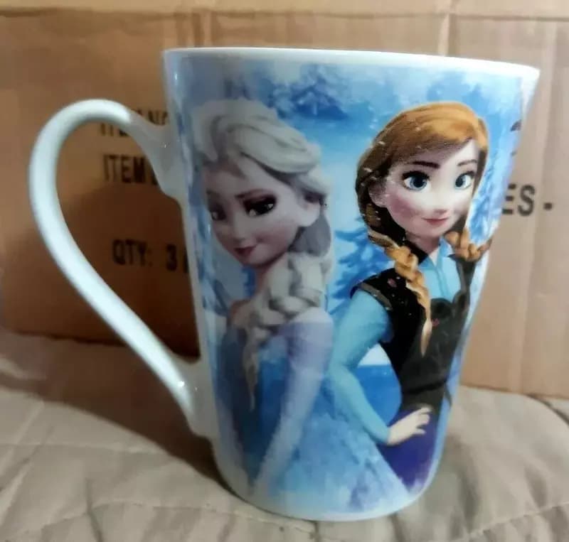 Кружка - чашка с дизайном Frozen в подарочной коробке — 2