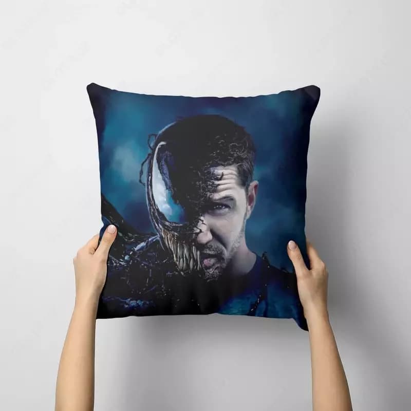 Подушки с принтом Venom для дома — 8