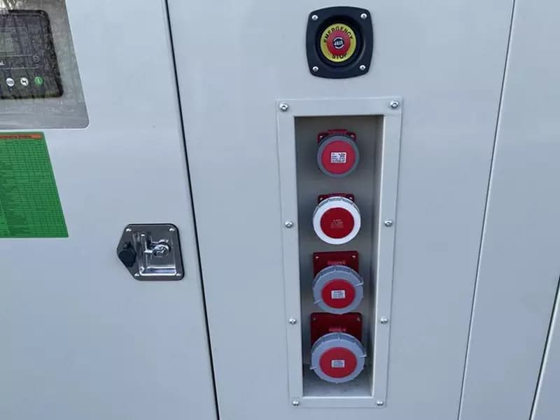 Генератор Cummins 220 kVA — 5