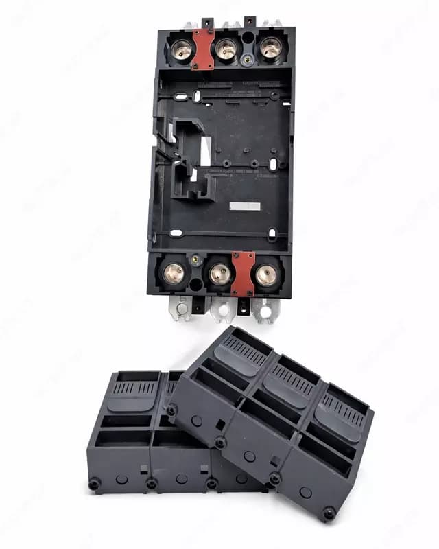 Комплект втычного присоединения ”CNC Electric” для выключателя YCM3 (Арт. - pan-vtich-pered-ycm3-250h) — 1