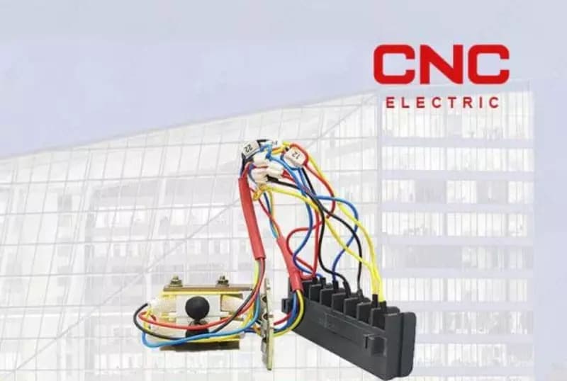 Вспомогательный контакт ”CNC Electric” для YCM1, OF (Арт. - mccb-ycm1-of-0125) — 3