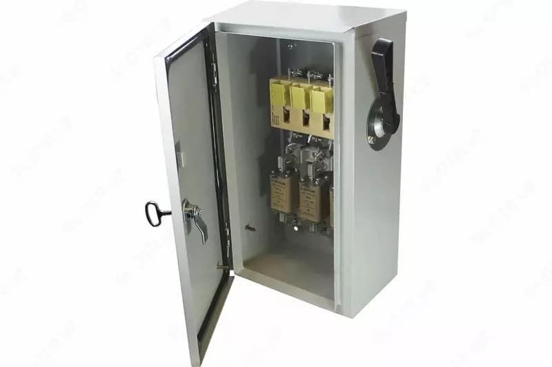 Ящик с рубильником и предохранителями ЯРП-100А У1 IP54 IEK — 2