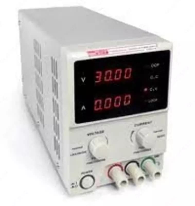 UT3003EZ — линейный источник питания — 2