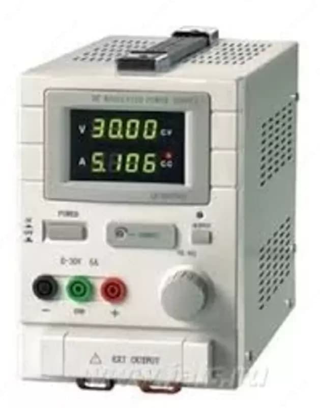 UT3003XE — линейный источник питания — 1