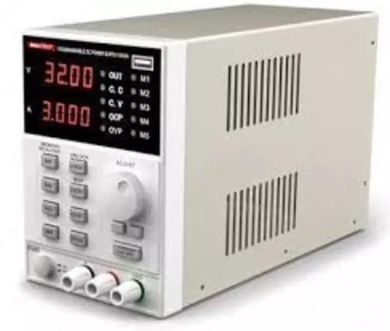 UT3003ED — линейный источник питания — 2