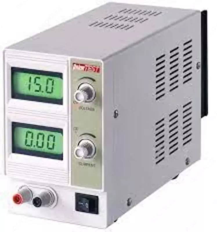 UT1502C — линейный источник питания — 1