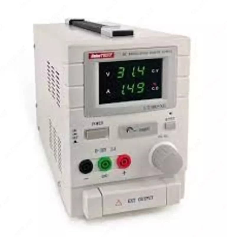 UT5003XE — линейный источник питания — 2