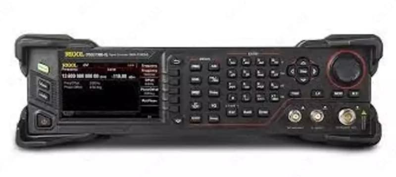 DSG3136B — генератор РЧ сигналов — 1
