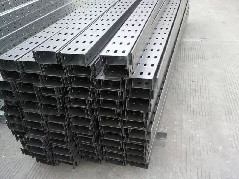 Лоток перфорированный 50х500х3000 — 3