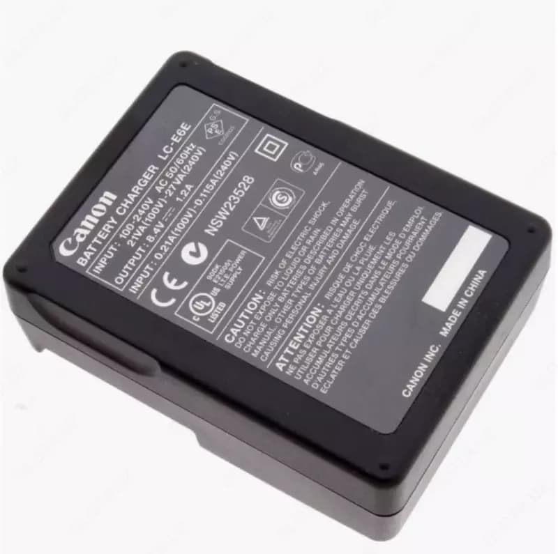 Зарядное устройство Canon LC-E6E для аккумулятора Canon LP-E6 — 3