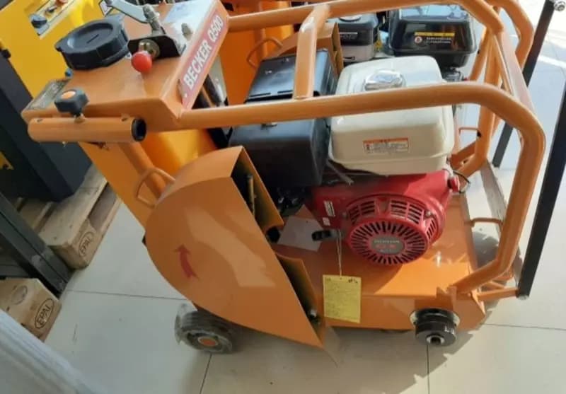Асфальторез бензиновый BECKER Q500 (Honda) — 1