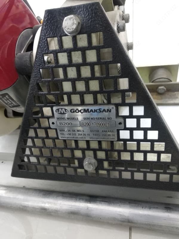 РУЧНАЯ КАЛИБРОВОЧНАЯ МАШИНА (ВИБРОРЕЙКА) B200 GOÇMAKSAN — 3