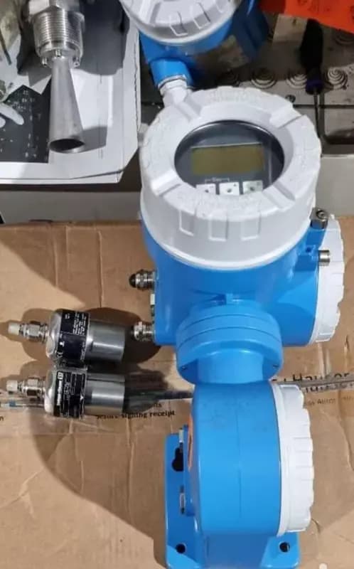 Ультразвуковой расходомер-счетчик ”Endress+Hauser” Proline Prosonic Flow 93P — 2