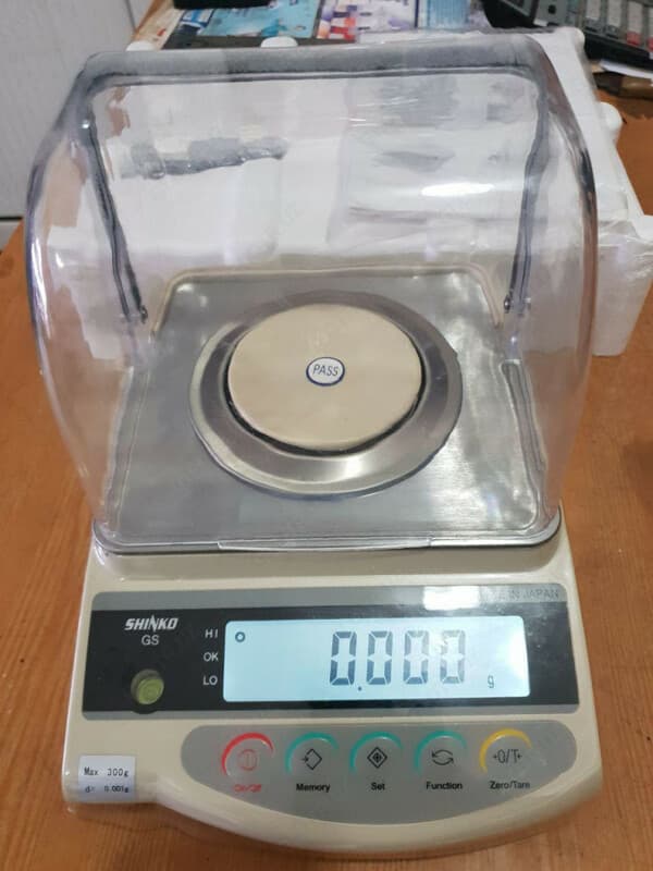 Весы лабораторные Shinko GS-300/0,001g — 2
